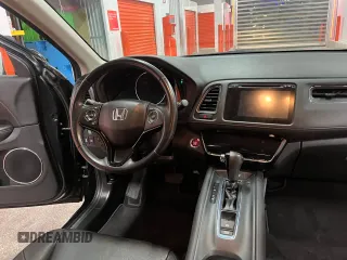 2018 Honda HR-V EX-L with VIN 3CZRU5H7XJM700725, listed as a Copart auction lot 45246405 with 92,150 mi miles and Clean Title. Bid and sale history available at carsss.com. Image 9.