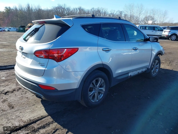 2013 Hyundai Santa Fe Sport with VIN 5XYZUDLBXDG096526, listed as a IAAI auction lot 41490492 with 126,469 mi miles. Bid and sale history available at carsss.com. Image 4.