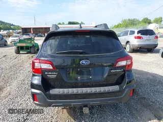 2018 Subaru Outback Premium с VIN 4S4BSACC5J3226836, выставлен на аукционе IAAI как лот 42180016 с пробегом 97 176 миль миль и . История ставок и продаж доступна на DreamBid. Изображение 16.