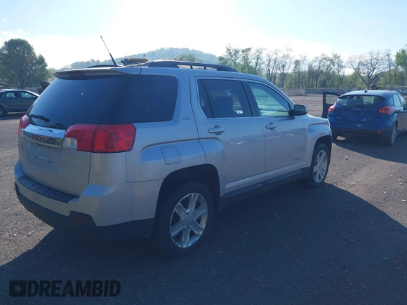 2010 GMC Terrain SLT-1 with VIN 2CTALFEW4A6320866, listed as a IAAI auction lot 42183161 with 159,297 mi miles and . Bid and sale history available at carsss.com. Image 4.