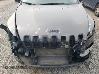 2017 Jeep Cherokee Sport with VIN 1C4PJLAS2HW652382, listed as a Copart auction lot 63910224 with 80,855 mi miles and Salvage title. Bid and sale history available at DreamBid. Image 12.