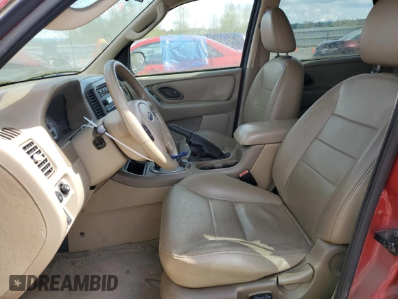2005 Ford Escape XLT with VIN 1FMYU93195KA54937, listed as a Copart auction lot 52060135 with 95,649 mi miles and Clean Title. Bid and sale history available at carsss.com. Image 7.