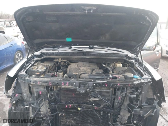 2015 Nissan Armada SV with VIN 5N1BA0ND5FN601574, listed as a IAAI auction lot 41240197 with 180,008 mi miles. Bid and sale history available at carsss.com. Image 10.