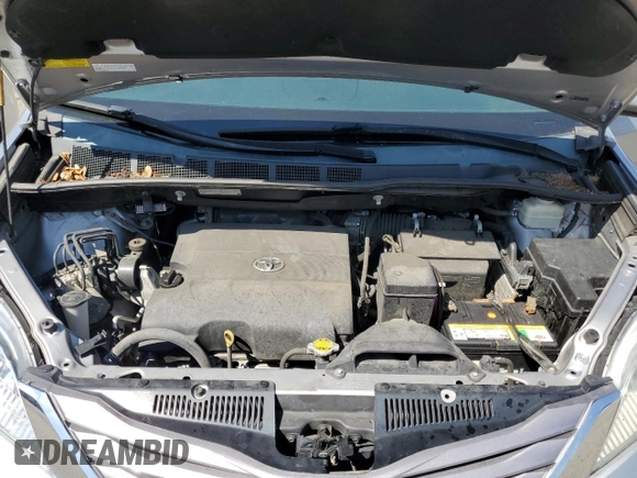 2015 Toyota Sienna Limited with VIN 5TDDK3DC9FS101481, listed as a Copart auction lot 67058725 with 112,723 mi miles and Salvage title. Bid and sale history available at DreamBid. Image 12.