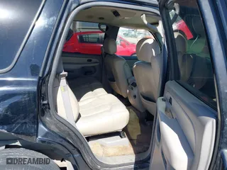 2002 Chevrolet Tahoe LT with VIN 1GNEC13Z32R299695, listed as a IAAI auction lot 41721527 with 230,544 mi miles. Bid and sale history available at carsss.com. Image 8.