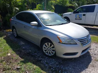 2013 Nissan Sentra SV with VIN 1N4AB7AP4DN902166, listed as a IAAI auction lot 41716134 with 132,185 mi miles. Bid and sale history available at carsss.com. Image 1.