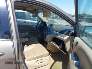 2010 Honda Odyssey Touring с VIN 5FNRL3H93AB069531, выставлен на аукционе IAAI как лот 42462835 с пробегом 241 297 миль миль и . История ставок и продаж доступна на DreamBid. Изображение 5.