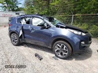 2021 Kia Sportage EX with VIN KNDPNCAC0M7847575, listed as a Copart auction lot 57667035 with Not provided miles and Salvage title. Bid and sale history available at DreamBid. Image 4.