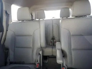 2018 GMC Acadia SLT z VIN 1GKKNMLS1JZ217024, wystawiony jako Copart lot #51968905 z przebiegiem 73 482 mil mil oraz Szkody całkowita. Historia ofert i sprzedaży dostępna na DreamBid. Obrazek 10.