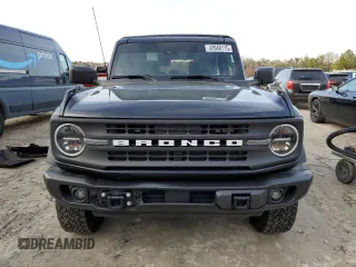 2022 Ford Bronco with VIN 1FMDE5BH0NLB86904, listed as a Copart auction lot 42948115 with 38,438 mi miles and Non Repairable. Bid and sale history available at DreamBid. Image 5.