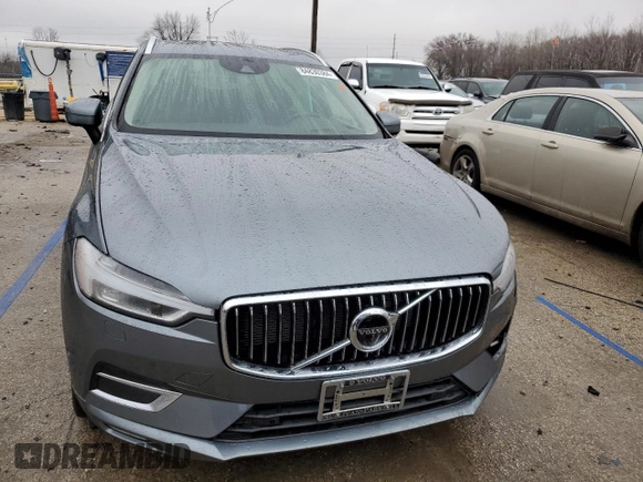 2018 Volvo XC60 Inscription with VIN LYVA22RL2JB109930, listed as a Copart auction lot 84830384 with 64,318 mi miles and Salvage Title. Bid and sale history available at DreamBid. Image 5.