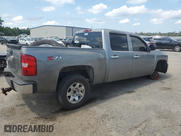 2007 Chevrolet Silverado 1500 LT w/1LT with VIN 2GCEK13C371518324, listed as a Copart auction lot 68063024 with 229,499 mi miles and Salvage Title. Bid and sale history available at carsss.com. Image 3.