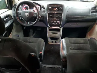 2016 Dodge Grand Caravan SE Plus z VIN 2C4RDGBGXGR264728, wystawiony jako Copart lot #43230415 z przebiegiem 201 082 mil mil oraz Tytuł czysty. Historia ofert i sprzedaży dostępna na DreamBid. Obrazek 8.