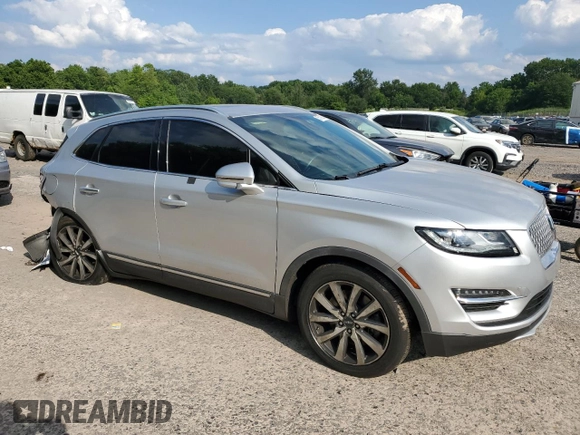2019 Lincoln MKC Reserve with VIN 5LMCJ3D93KUL07493, listed as a Copart auction lot 65519685 with 71,509 mi miles and Salvage title. Bid and sale history available at DreamBid. Image 4.