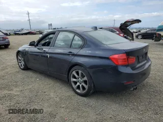 2013 BMW 3 Series 328i с VIN WBA3C1G53DNR47311, выставлен на аукционе Copart как лот 53389985 с пробегом 142 745 миль миль и Списание • Salvage title. История ставок и продаж доступна на DreamBid. Изображение 2.
