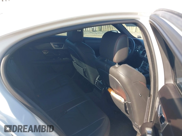 2015 Jaguar XF V6 Portfolio with VIN SAJWJ0FF4F8U72149, listed as a IAAI auction lot 40386903 with 49,055 mi miles. Bid and sale history available at carsss.com. Image 8.