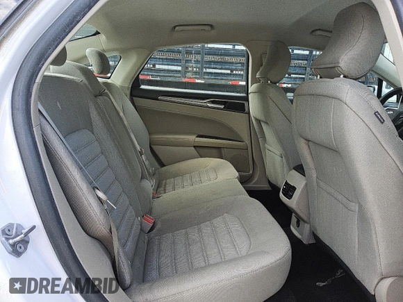 2019 Ford Fusion SE with VIN 3FA6P0HD4KR145810, listed as a Copart auction lot 45312765 with 137,414 mi miles and Clean Title. Bid and sale history available at DreamBid. Image 10.
