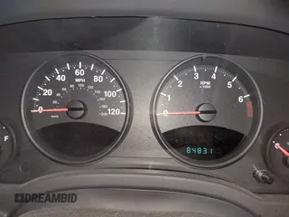 2013 Jeep Patriot Sport z VIN 1C4NJRBB9DD140293, wystawiony jako IAAI lot #42023140 z przebiegiem 84 831 mil mil oraz . Historia ofert i sprzedaży dostępna na DreamBid. Obrazek 7.