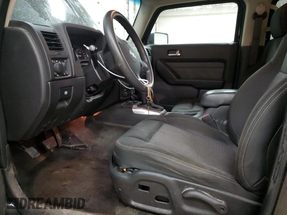 2009 Hummer H3 SUV Luxury with VIN 5GTEN13E298111760, listed as a Copart auction lot 88753705 with 169,774 mi miles and Clean Title. Bid and sale history available at carsss.com. Image 7.