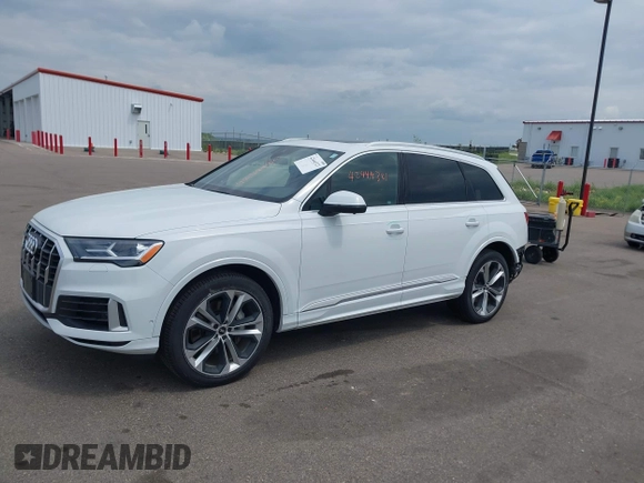 2021 Audi Q7 Premium Plus with VIN WA1LXAF75MD021454, listed as a IAAI auction lot 42444321 with 39,103 mi miles and . Bid and sale history available at DreamBid. Image 2.