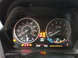 2016 BMW 2 Series M235i xDrive with VIN WBA1J9C50GV372185, listed as a Copart auction lot 88039785 with 84,187 mi miles and Salvage Title. Bid and sale history available at carsss.com. Image 9.