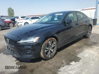 2024 Volvo S60 Core Dark Theme with VIN 7JRL12FK6RG325353, listed as a Copart auction lot 69727074 with 4,111 mi miles and Clean Title. Bid and sale history available at carsss.com. Image 1.