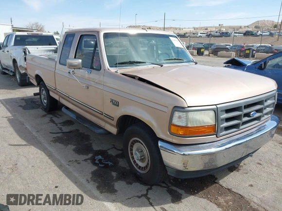 1996 Ford F-150 with VIN 1FTEX15H9TKA25252, listed as a IAAI auction lot 41881908 with 161,371 mi miles. Bid and sale history available at carsss.com. Image 1.