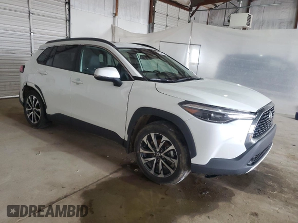 2023 Toyota Corolla Cross XLE with VIN 7MUDAABG7PV068968, listed as a Copart auction lot 51922695 with 43,911 mi miles and Salvage title. Bid and sale history available at DreamBid. Image 4.