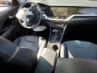 2022 Kia Niro Touring SE with VIN KNDCC3LC9N5545815, listed as a Copart auction lot 42260825 with 50,617 mi miles and Salvage Title. Bid and sale history available at carsss.com. Image 8.