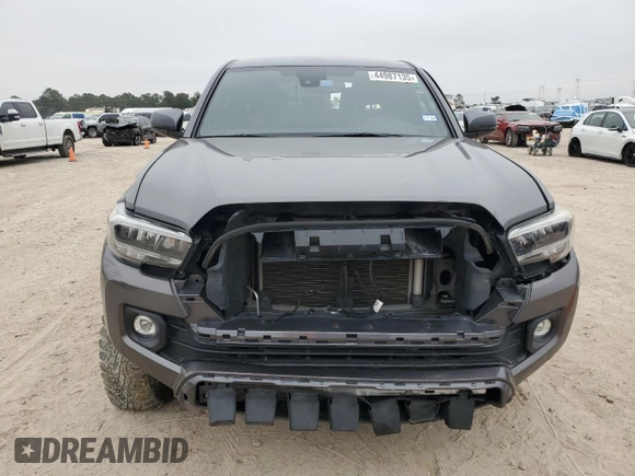2021 Toyota Tacoma 4WD SR5 with VIN 5TFDZ5BN8MX062787, listed as a Copart auction lot 44987135 with 59,351 mi miles and Salvage Title. Bid and sale history available at carsss.com. Image 5.