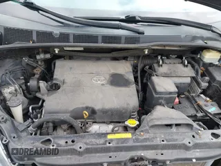 2016 Toyota Sienna XLE with VIN 5TDYK3DC8GS718289, listed as a IAAI auction lot 41774375 with 154,067 mi miles. Bid and sale history available at carsss.com. Image 10.