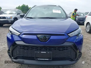 2024 Toyota Corolla Cross Hybrid S with VIN 7MUFBABG2RV042934, listed as a IAAI auction lot 42098911 with 7,613 mi miles and . Bid and sale history available at DreamBid. Image 12.