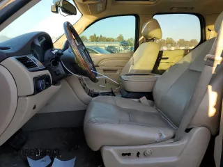 2014 Cadillac Escalade Premium z VIN 1GYS4CEFXER182721, wystawiony jako Copart lot #79874264 z przebiegiem Nie podano mil oraz Czysty tytuł • Clean title. Historia ofert i sprzedaży dostępna na DreamBid. Obrazek 7.