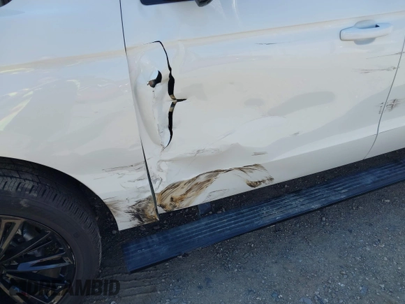 2024 Ford Expedition Max Limited с VIN 1FMJK2A8XREA38670, выставлен на аукционе IAAI как лот 42479200 с пробегом 9 635 миль миль и . История ставок и продаж доступна на DreamBid. Изображение 6.