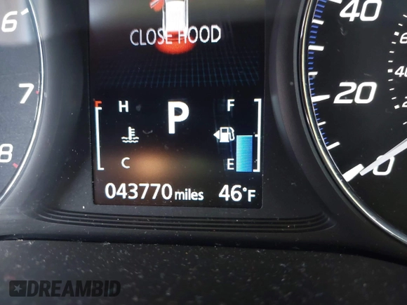 2020 Mitsubishi Outlander ES z VIN JA4AZ3A38LZ017160, wystawiony jako IAAI lot #41638787 z przebiegiem 43 770 mil mil oraz . Historia ofert i sprzedaży dostępna na DreamBid. Obrazek 16.