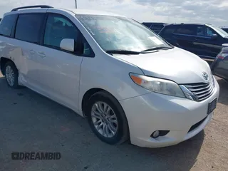2017 Toyota Sienna XLE Auto Access Seat с VIN 5TDYZ3DC0HS896503, выставлен на аукционе IAAI как лот 42446895 с пробегом 163 752 миль миль и . История ставок и продаж доступна на DreamBid. Изображение 1.