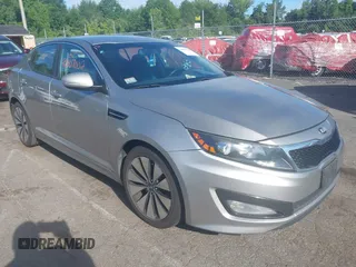 2013 Kia Optima SX с VIN 5XXGR4A67DG134538, выставлен на аукционе IAAI как лот 42809002 с пробегом 139 585 миль миль и . История ставок и продаж доступна на DreamBid. Изображение 1.