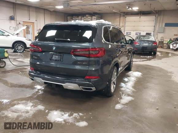 2019 BMW X5 xDrive40i with VIN 5UXCR6C54KLL36067, listed as a IAAI auction lot 41834002 with 54,200 mi miles. Bid and sale history available at carsss.com. Image 4.