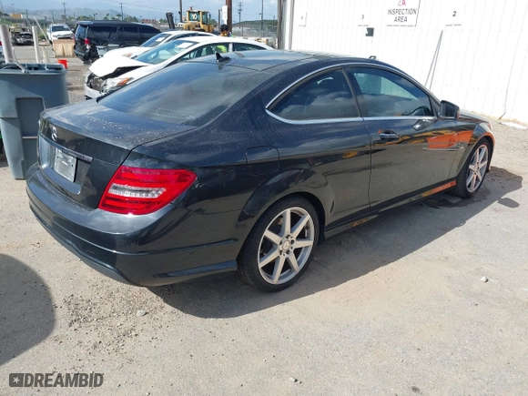 2012 Mercedes-Benz C-Class C 250 with VIN WDDGJ4HB3CF784139, listed as a IAAI auction lot 41958981 with 130,628 mi miles. Bid and sale history available at carsss.com. Image 4.