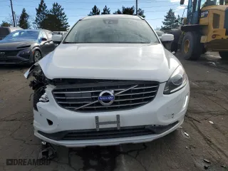 2016 Volvo XC60 T5 Platinum with VIN YV4612RM2G2854749, listed as a Copart auction lot 88266555 with 140,357 mi miles and Salvage Title. Bid and sale history available at carsss.com. Image 5.