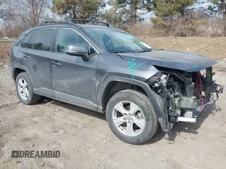 2020 Toyota RAV4 XLE with VIN 2T3P1RFV1LC079828, listed as a IAAI auction lot 41697475 with 66,468 mi miles. Bid and sale history available at carsss.com. Image 1.