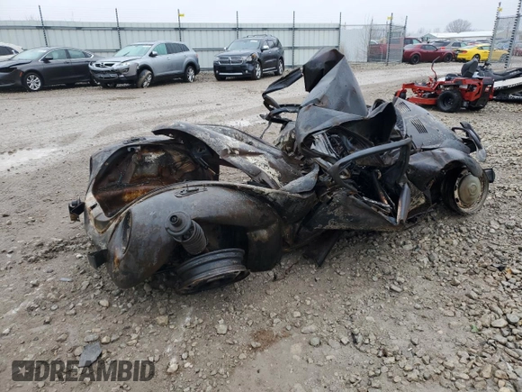 1972 Volkswagen Beetle with VIN 1122033388, listed as a Copart auction lot 84278384 with Not Provided miles and Non Repairable. Bid and sale history available at DreamBid. Image 1.