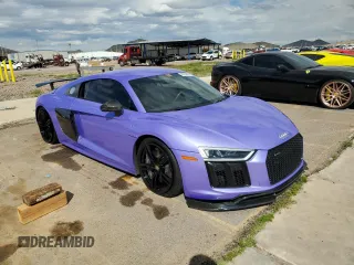 2017 Audi R8 z VIN WUAKBAFX2H7903141, wystawiony jako Copart lot #46552054 z przebiegiem 20 096 mil mil oraz . Historia ofert i sprzedaży dostępna na DreamBid. Obrazek 4.