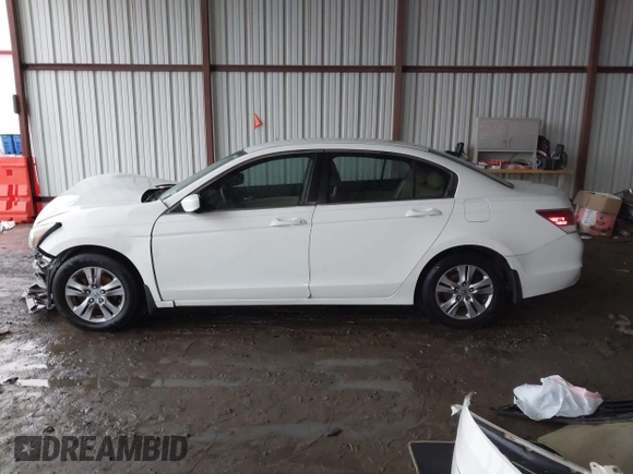 2012 Honda Accord SE z VIN 1HGCP2F67CA067792, wystawiony jako IAAI lot #42193036 z przebiegiem 151 332 mil mil oraz . Historia ofert i sprzedaży dostępna na DreamBid. Obrazek 14.