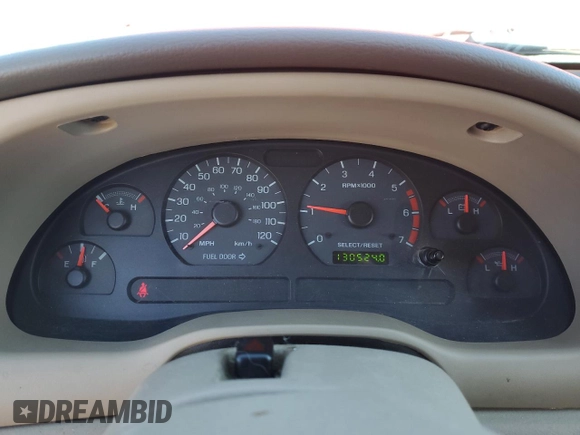 2004 Ford Mustang Deluxe with VIN 1FAFP444X4F126207, listed as a Copart auction lot 85910694 with 130,524 mi miles and Salvage Title. Bid and sale history available at carsss.com. Image 9.