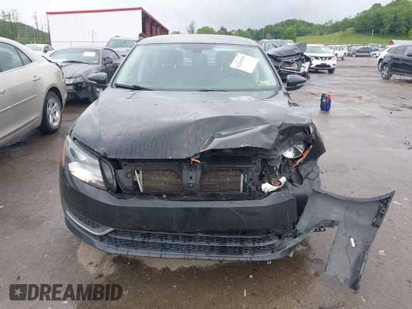 2012 Volkswagen Passat SE z VIN 1VWBP7A30CC101769, wystawiony jako IAAI lot #42281010 z przebiegiem 161 003 mil mil oraz . Historia ofert i sprzedaży dostępna na DreamBid. Obrazek 6.