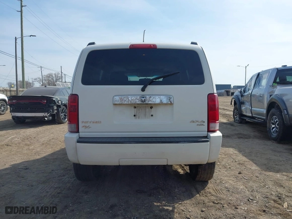 2007 Dodge Nitro R/T with VIN 1D8GU58687W720700, listed as a IAAI auction lot 41802485 with 203,575 mi miles. Bid and sale history available at carsss.com. Image 16.