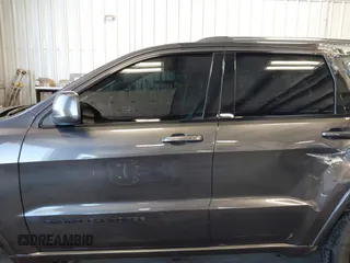 2020 Jeep Grand Cherokee Laredo z VIN 1C4RJFAG9LC325526, wystawiony jako IAAI lot #42609824 z przebiegiem 44 457 mil mil oraz . Historia ofert i sprzedaży dostępna na DreamBid. Obrazek 14.