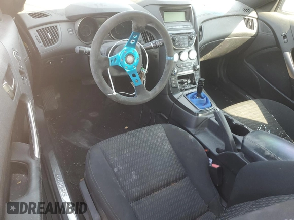 2013 Hyundai Genesis Coupe 2.0T with VIN KMHHT6KD7DU082333, listed as a Copart auction lot 53736855 with 128,725 mi miles and Clean title. Bid and sale history available at DreamBid. Image 8.