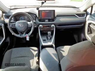 2022 Toyota RAV4 XLE with VIN 2T3P1RFV4NW292113, listed as a Copart auction lot 58870175 with 56,921 mi miles and Salvage title. Bid and sale history available at DreamBid. Image 8.